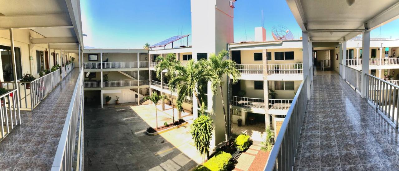 Hotel Del Camino Real El Grullo