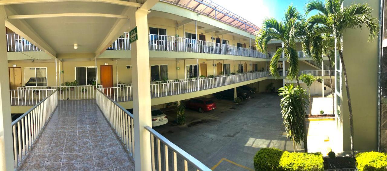 Del Camino Real Hotel